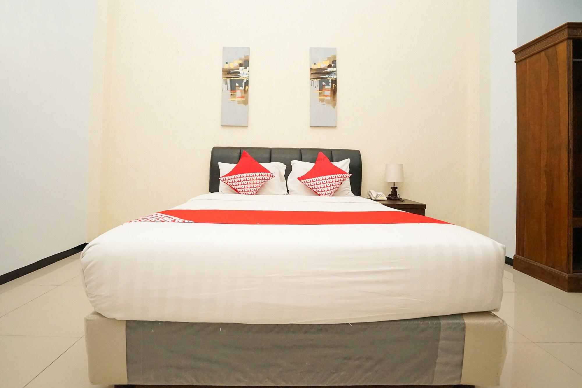 Oyo 282 Putri Utari Residence 玛琅 外观 照片