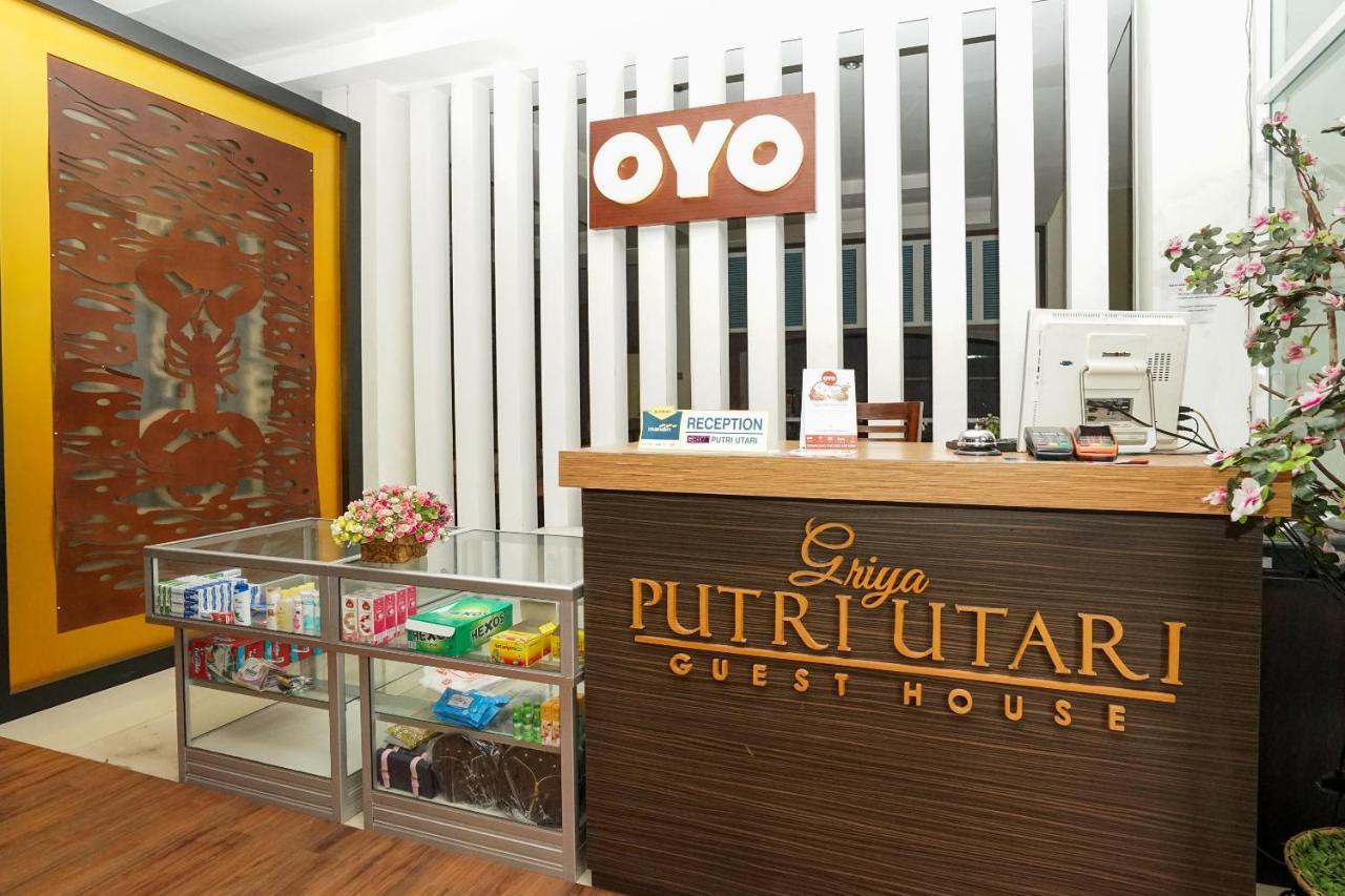 Oyo 282 Putri Utari Residence 玛琅 外观 照片